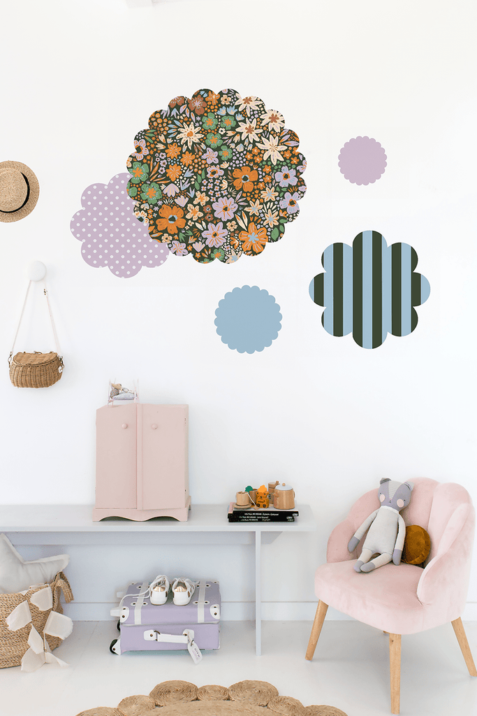 Garden Flowers Scallop Decals - Wondermade